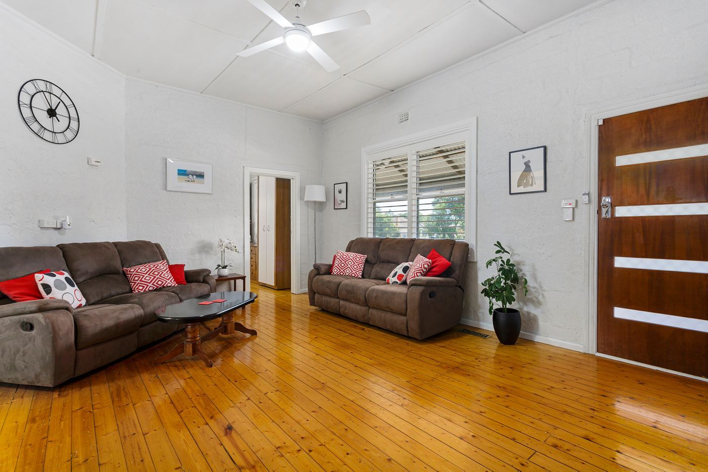 4 bedrooms House in 15 Foam Street ROSEBUD VIC, 3939