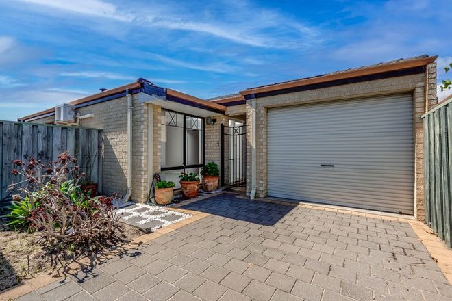 Picture of 4/33 St Marks Drive, HILLARYS WA 6025