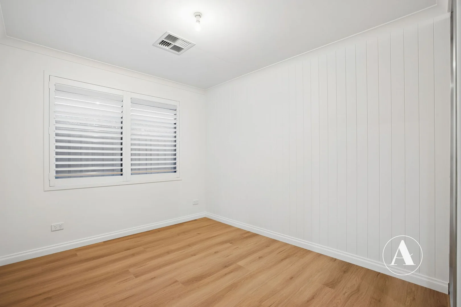 Additional image 14 of 4 Oaklawn Street, Hilbert WA 6112