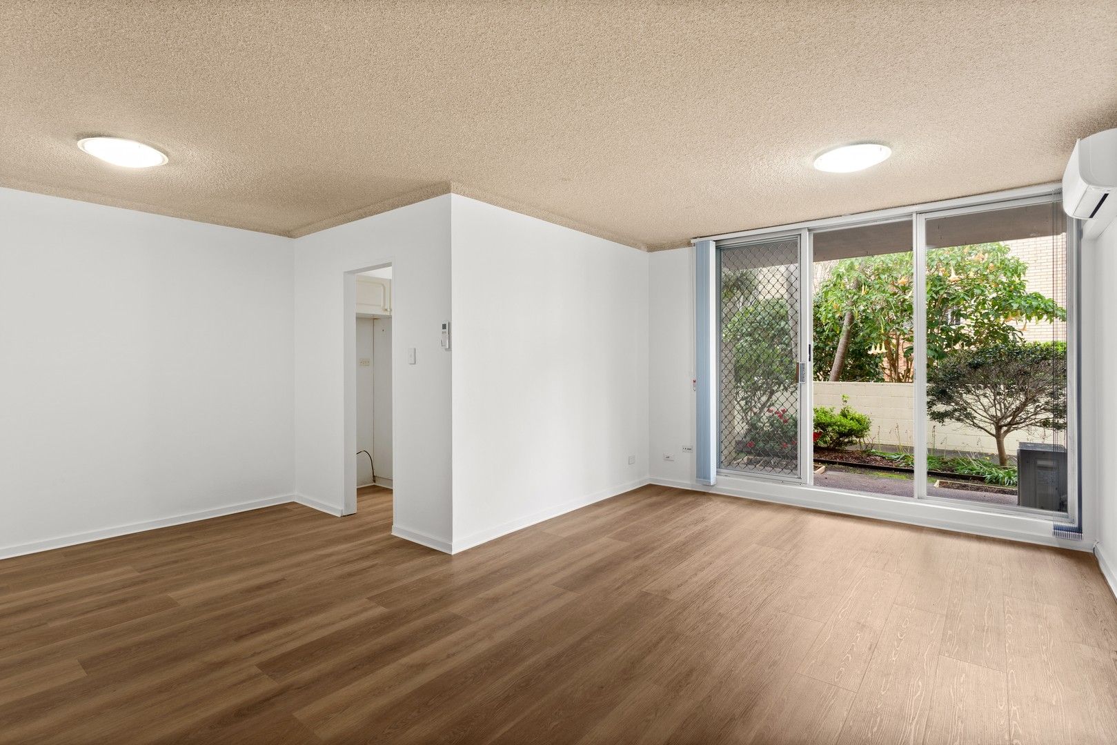 3 bedrooms Apartment / Unit / Flat in E1/17-31 Sunnyside Avenue CARINGBAH NSW, 2229