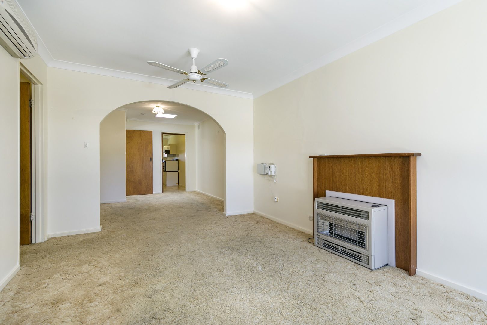 4/102-106 Awoonga Road, Hope Valley SA 5090, Image 2