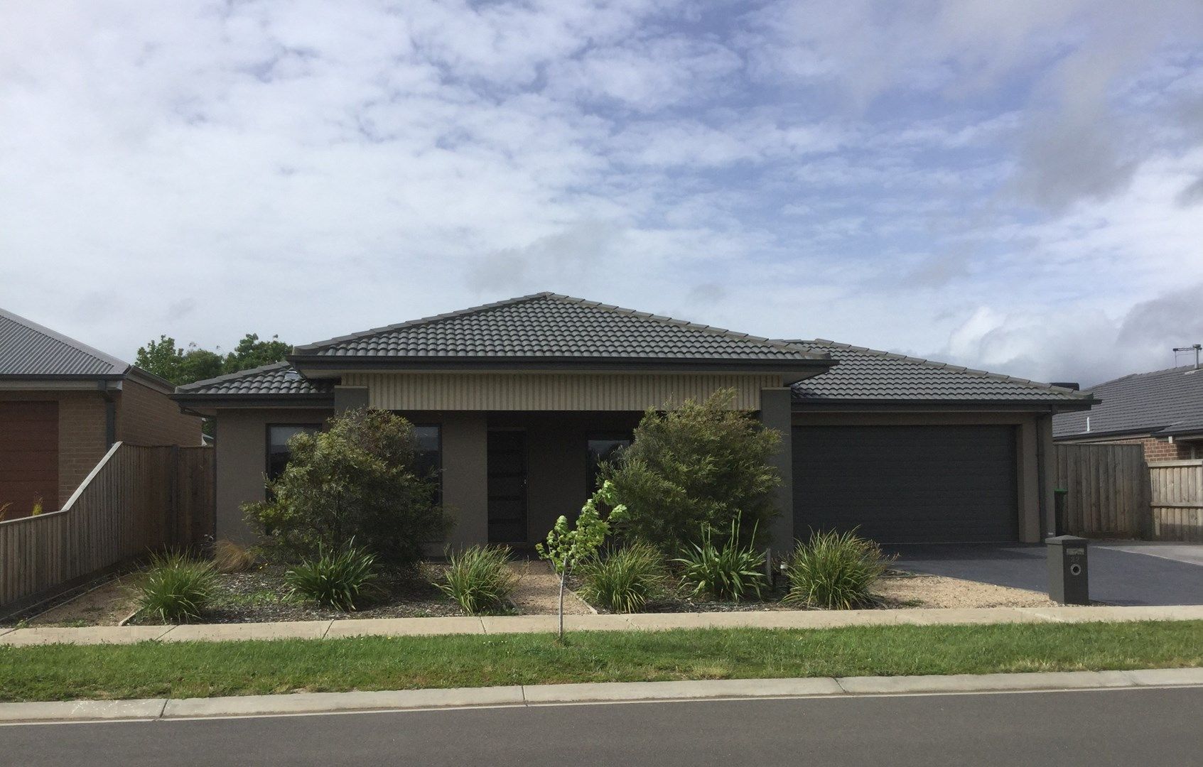 4 bedrooms House in 22 Vancleve Crescent GISBORNE VIC, 3437