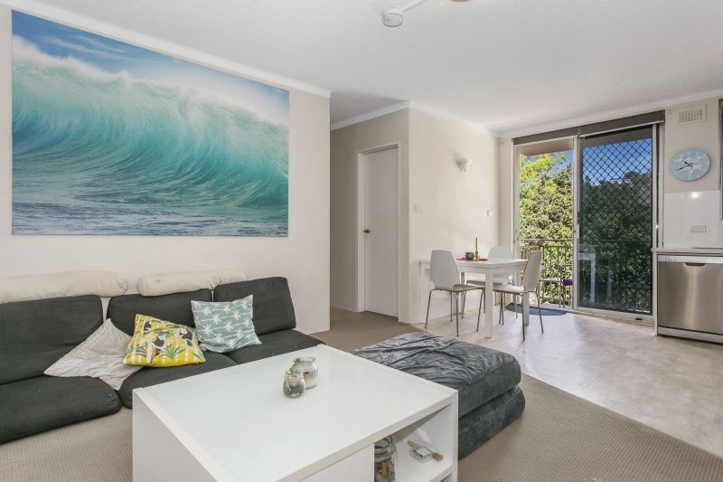 2 bedrooms Apartment / Unit / Flat in 4d/29 Quirk Road MANLY VALE NSW, 2093