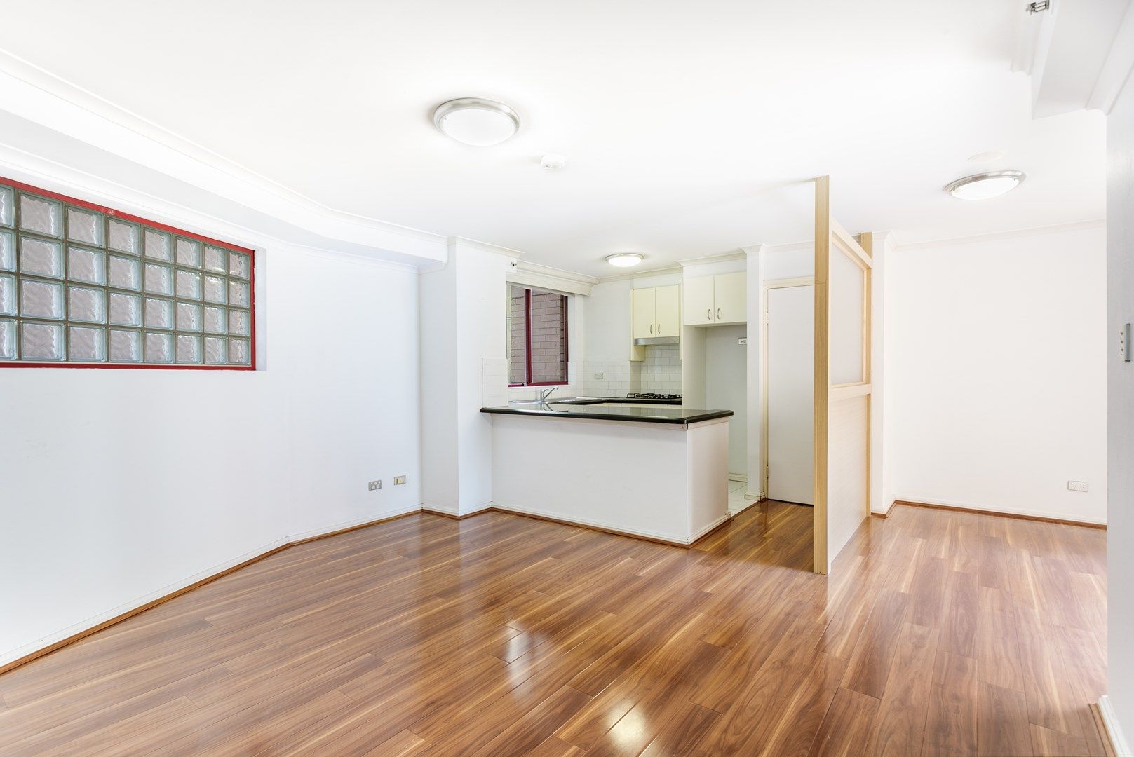 1 bedrooms Apartment / Unit / Flat in 38/289-295 Sussex Street SYDNEY NSW, 2000