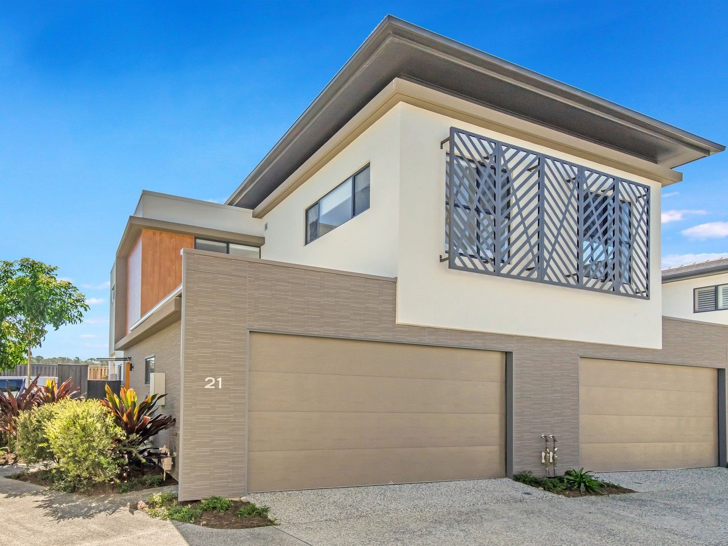 3 bedrooms Villa in 21/72 Palladium Boulevard HOPE ISLAND QLD, 4212