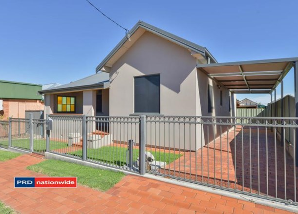 22 Roderick Street, Tamworth NSW 2340