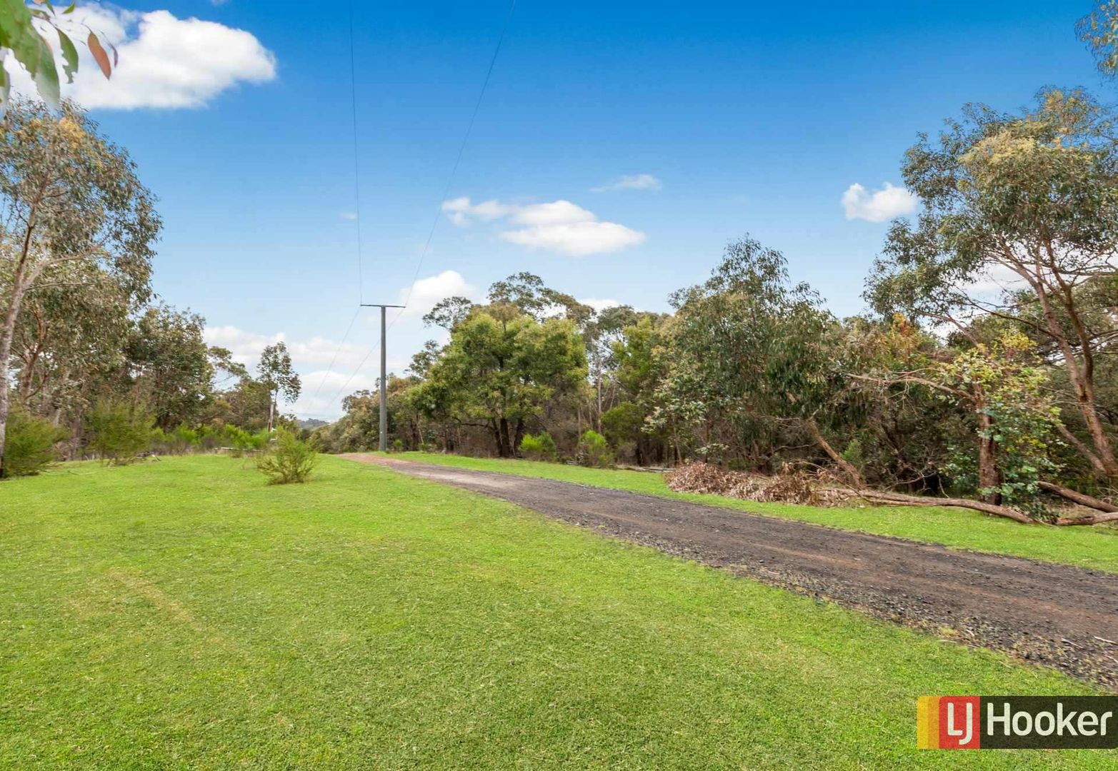 100 Junction Road, Heathcote Junction VIC 3758, Image 2