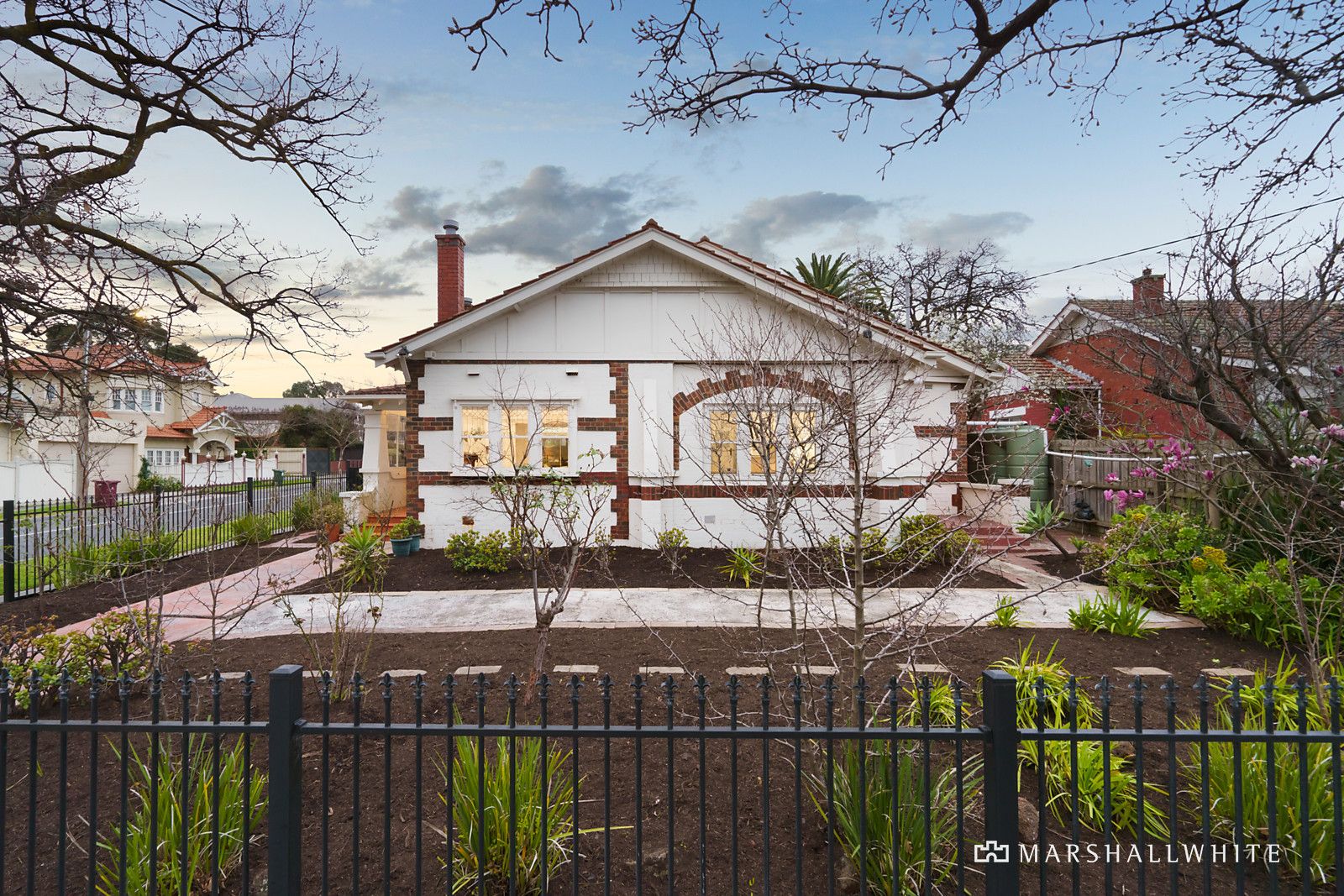 3 bedrooms House in 337 Waverley Road MALVERN EAST VIC, 3145