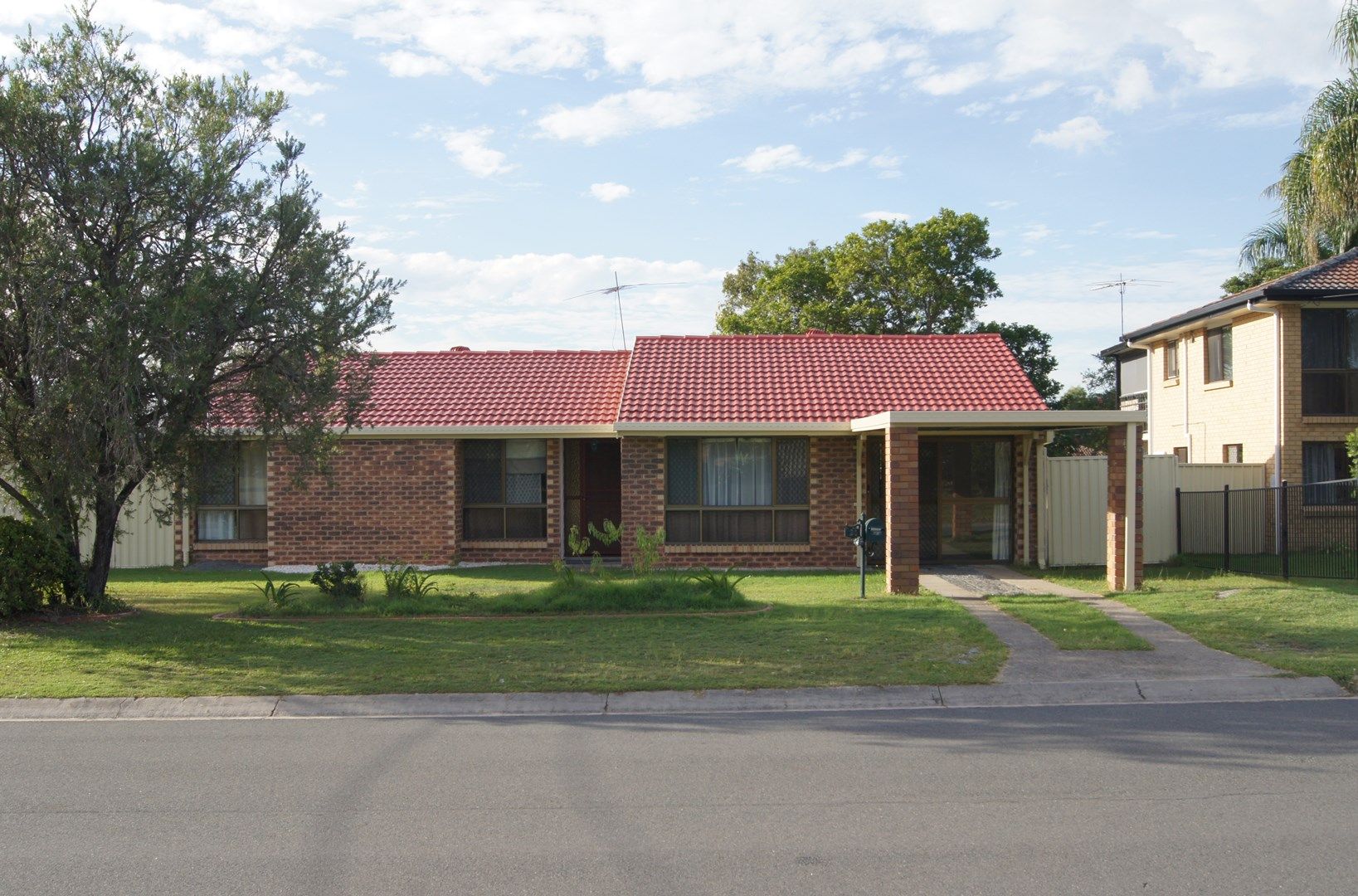 3 bedrooms House in 26 Antlia Street REGENTS PARK QLD, 4118