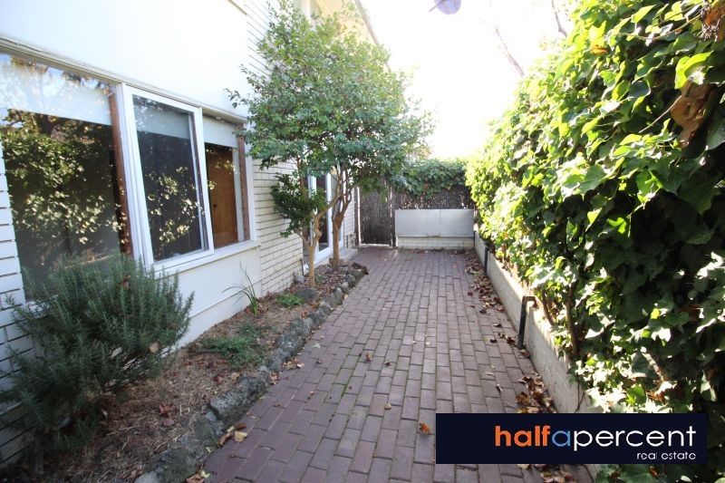 1 bedrooms Apartment / Unit / Flat in 7/18 Orange Grove ST KILDA EAST VIC, 3183