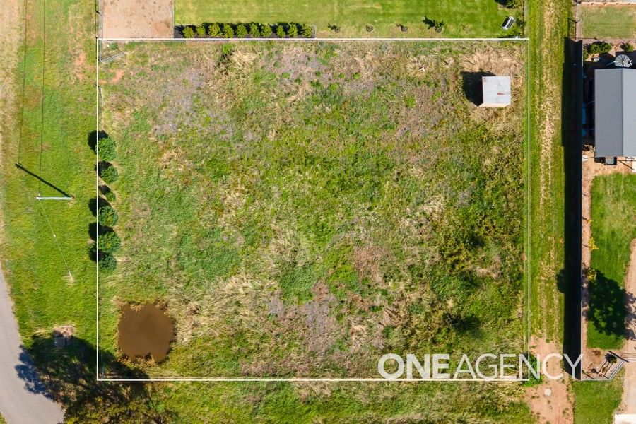 1 WALLACE STREET, Coolamon NSW 2701, Image 1