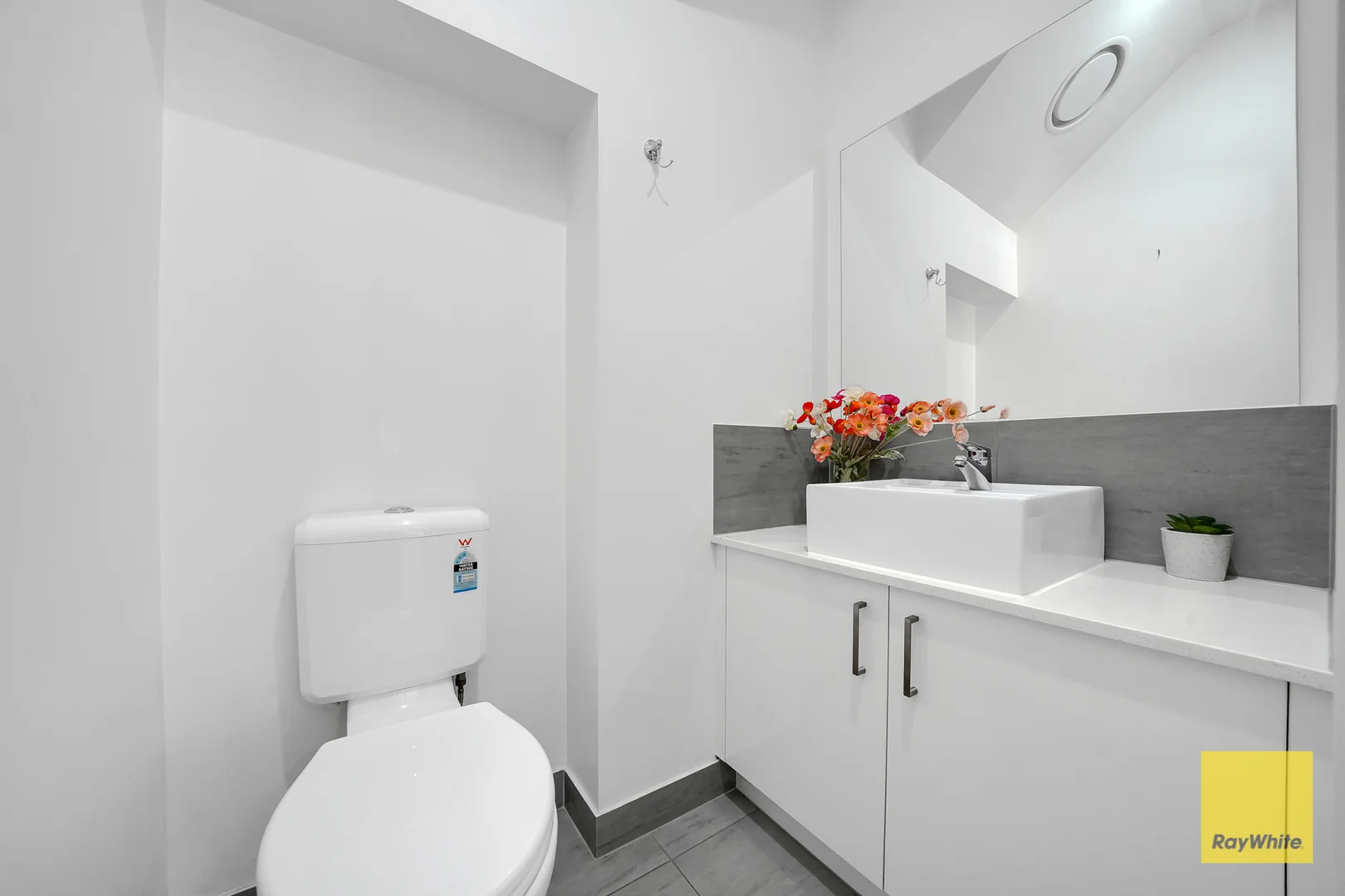 Additional image 15 of 1/51 Ivanhoe Avenue, St Albans VIC 3021