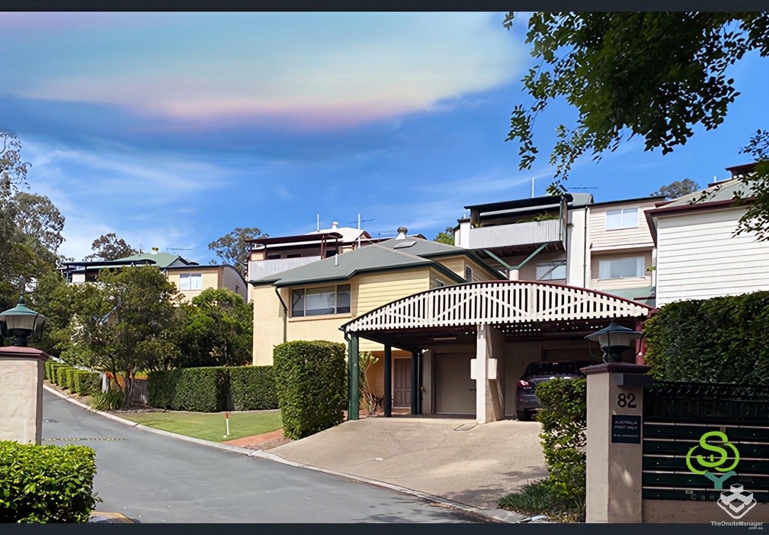 4 bedrooms Townhouse in 4/82 Russell Terrace INDOOROOPILLY QLD, 4068