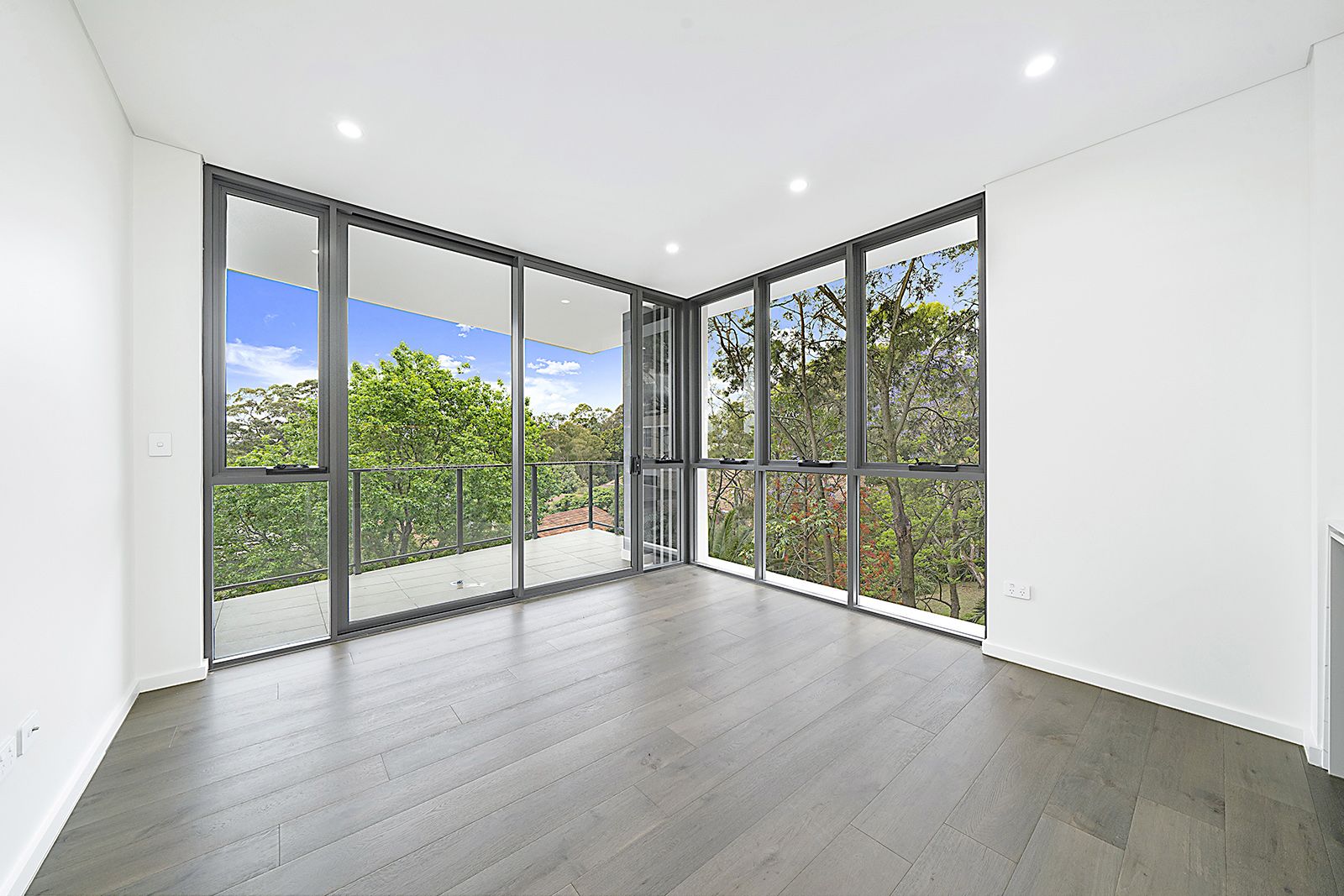 2 bedrooms Apartment / Unit / Flat in 303/8 Taylors Lane LANE COVE NSW, 2066