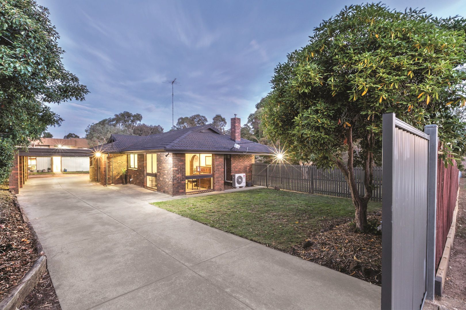215 Richards Street, Ballarat East Property History & Address