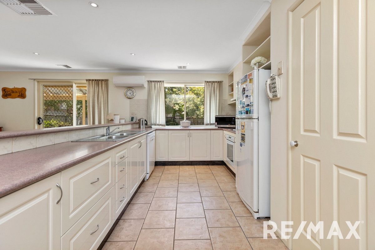 5 Gunn Drive, Estella NSW 2650, Image 2