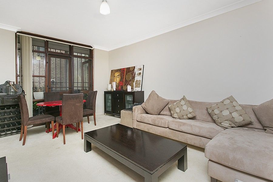 4/120 Commonwealth Street, Surry Hills NSW 2010, Image 2