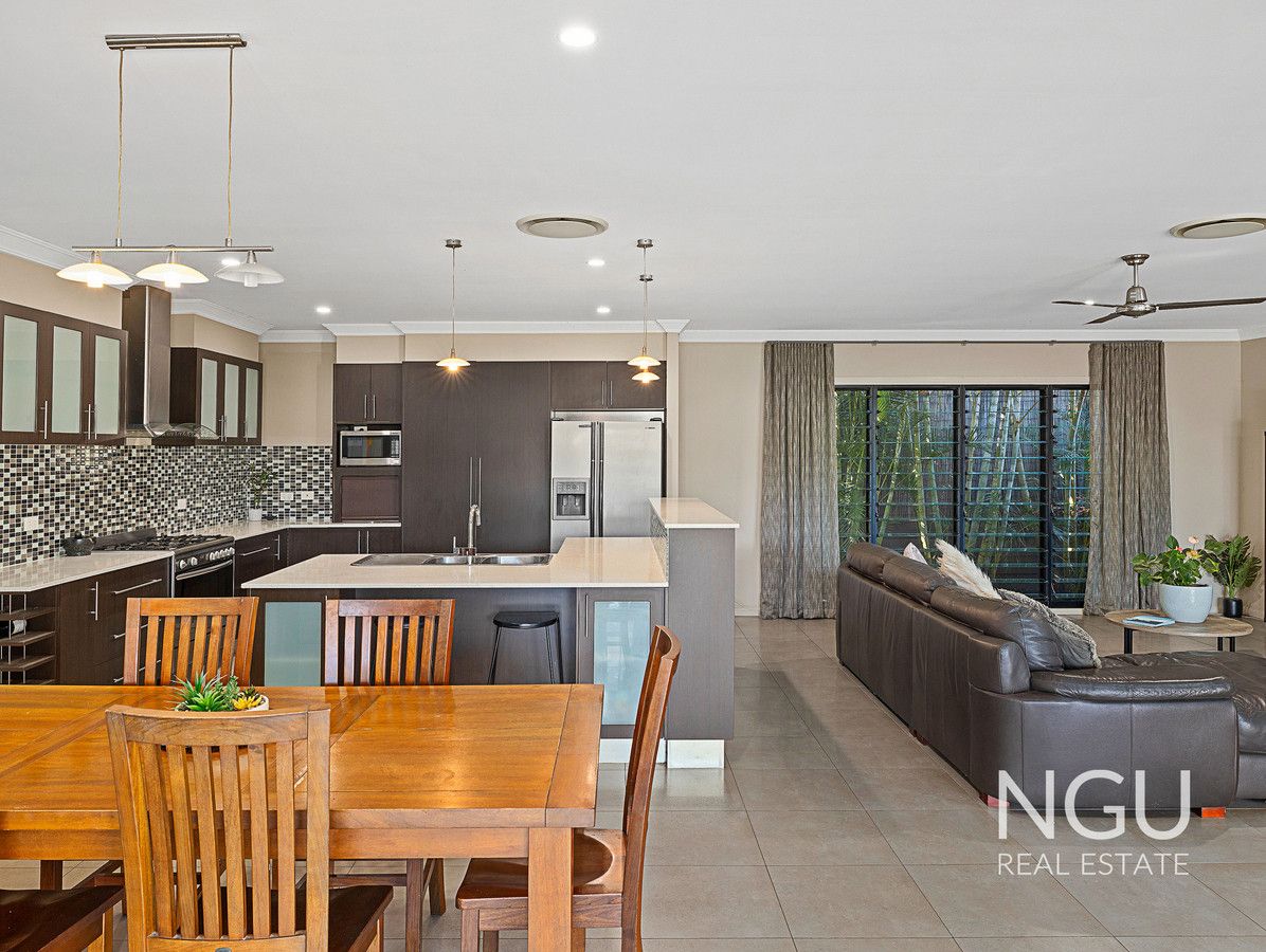 25 Mcauley Crescent, Augustine Heights QLD 4300, Image 2