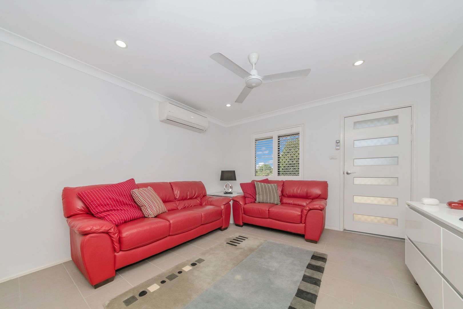 2/6-8 Ryan Street, Belgian Gardens QLD 4810, Image 1