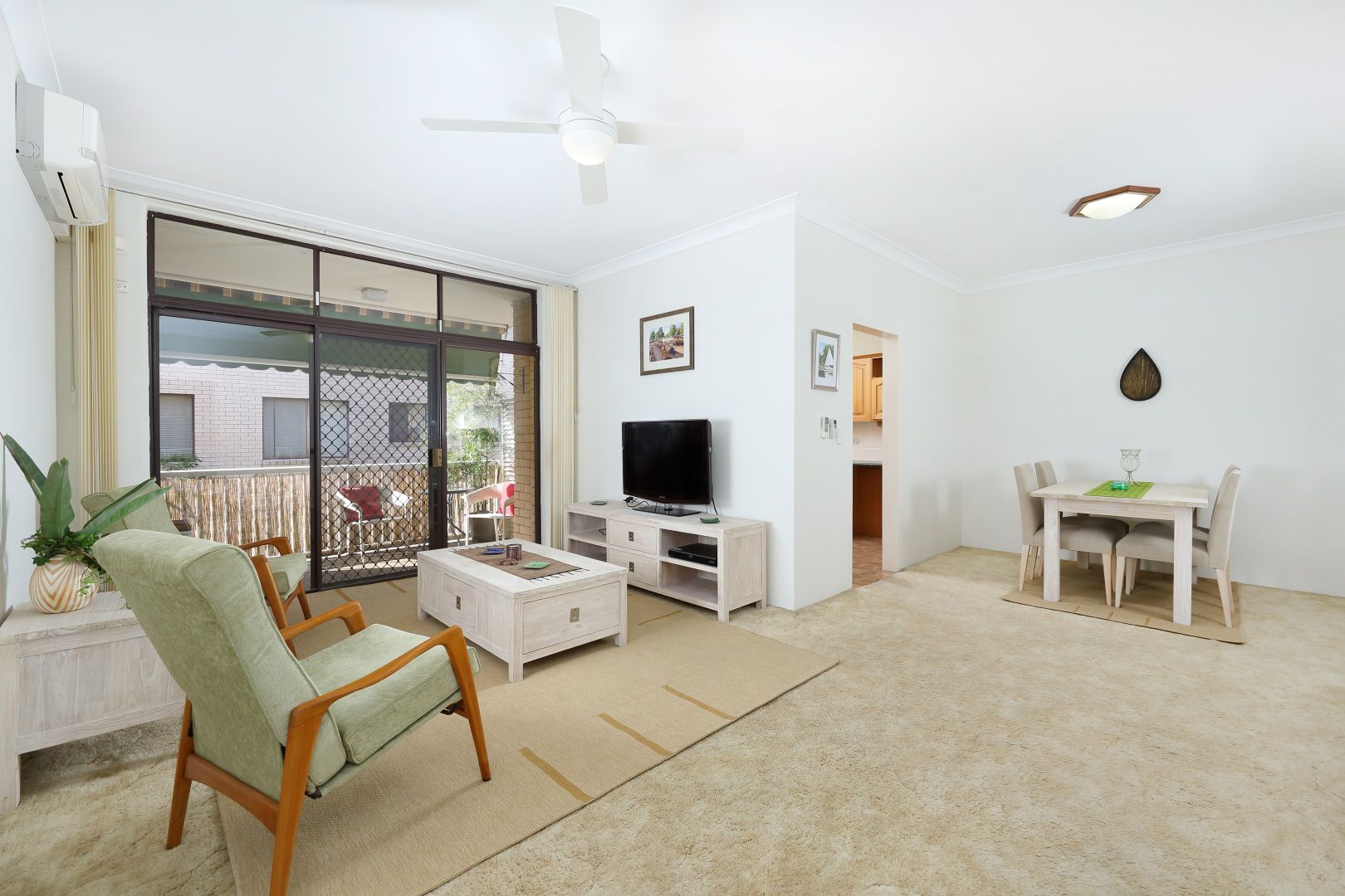 2/4 Letitia Street, Oatley NSW 2223, Image 2