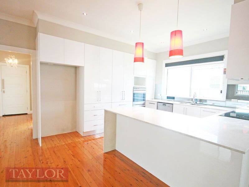 3 bedrooms House in 12 Johnstone Street GUILDFORD NSW, 2161