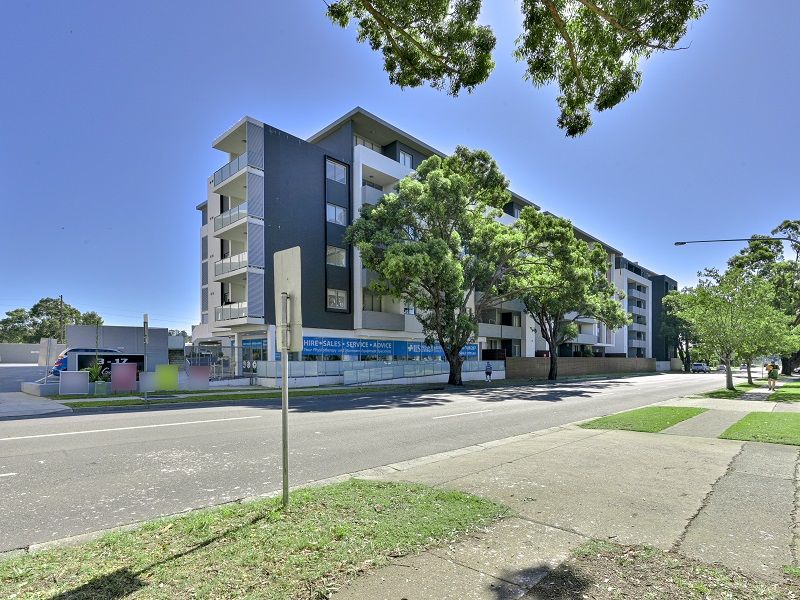 69 3 17 Queen Street Campbelltown Nsw 2560 Domain