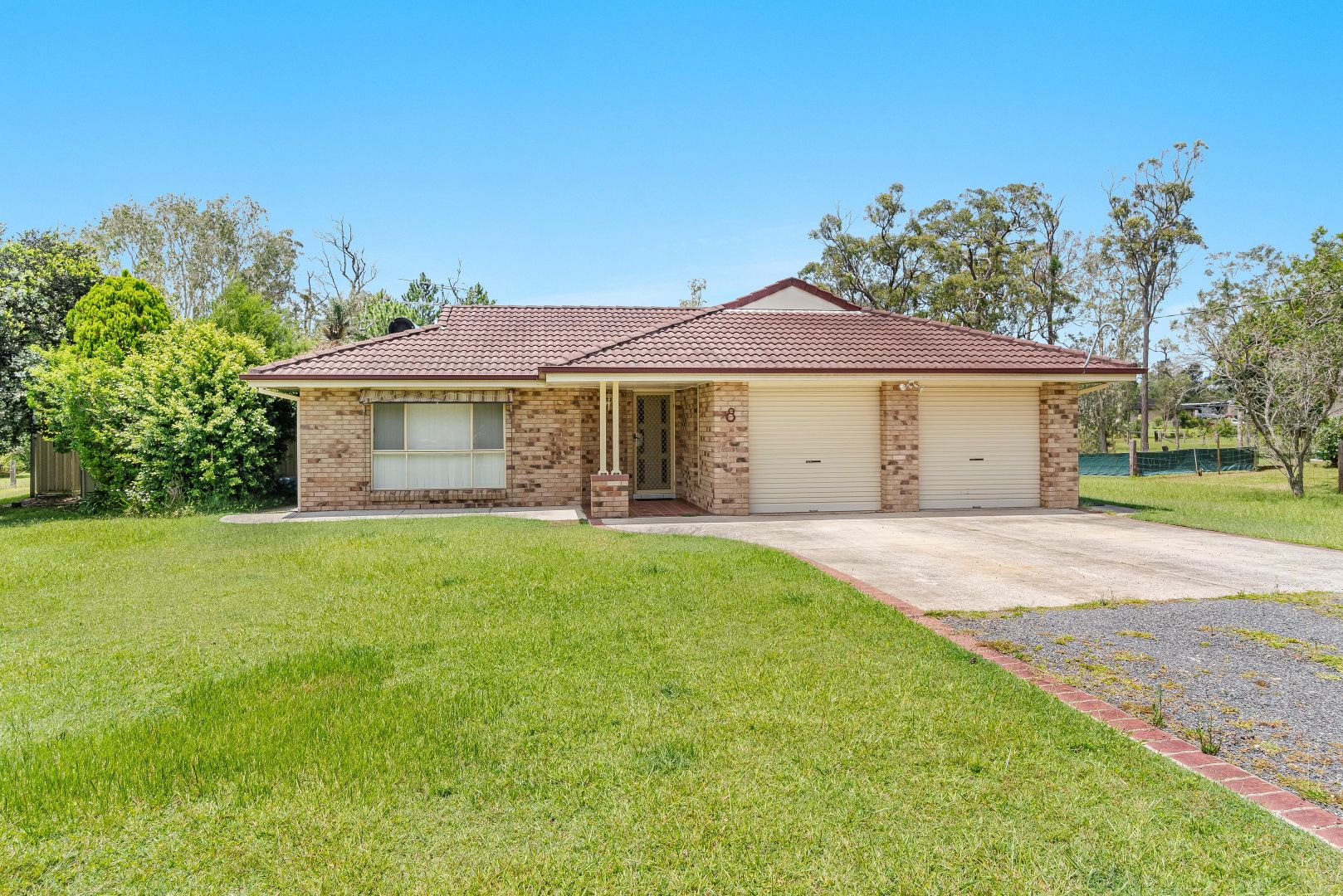 8 Lorikeet Road, Gulmarrad Property History & Address Research Domain