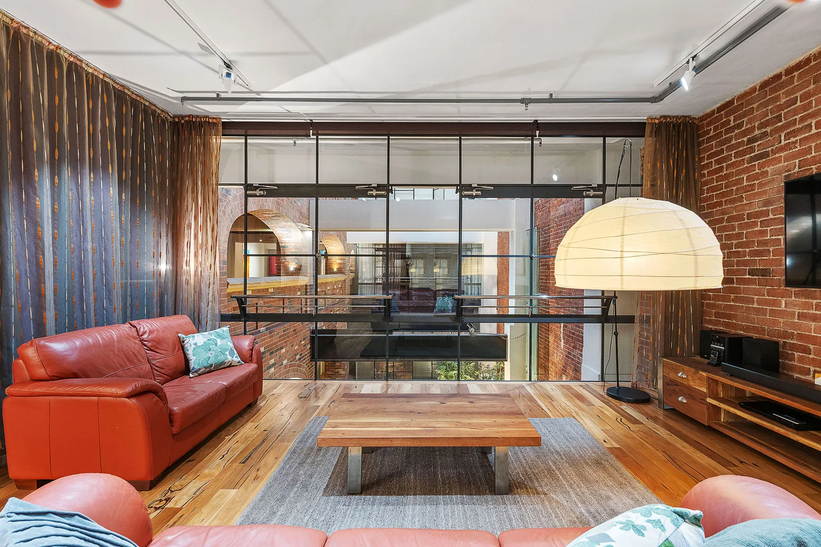 Apartment in Perth - View 4
