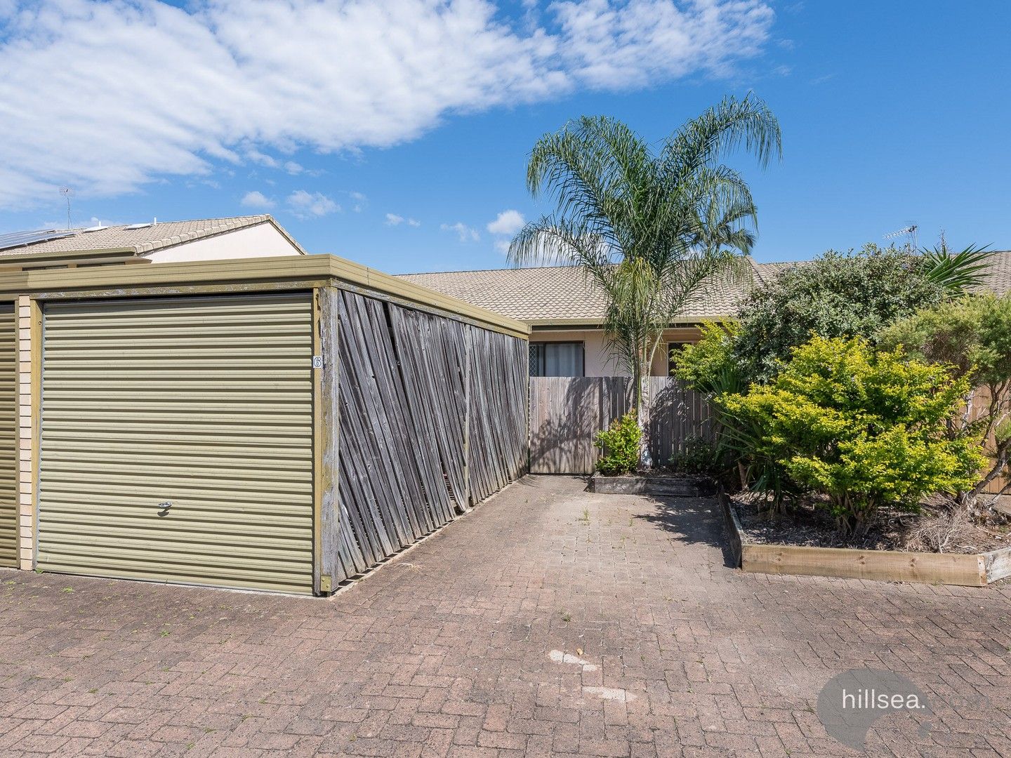 2 bedrooms Apartment / Unit / Flat in 6/111 Little Usher Avenue LABRADOR QLD, 4215