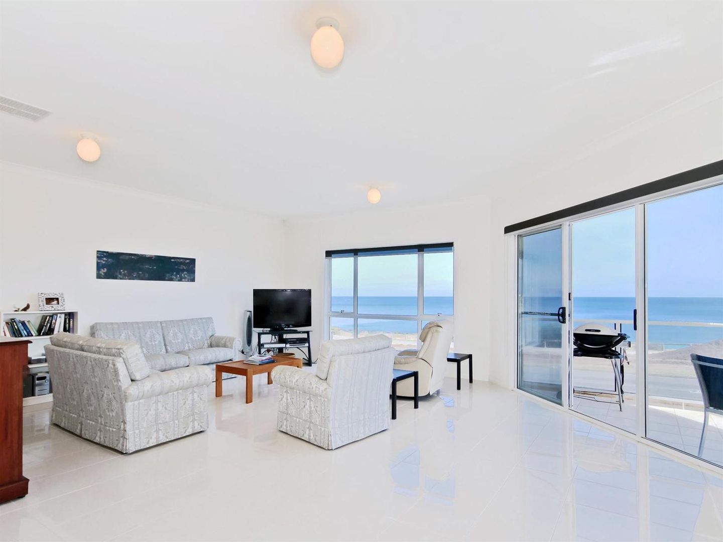 65 Esplanade, Aldinga Beach SA 5173, Image 2