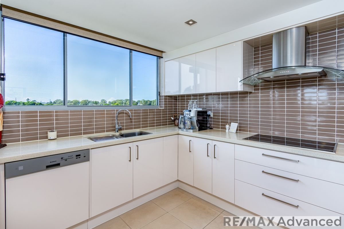 18/8a Spinnaker Drive, Sandstone Point QLD 4511, Image 1