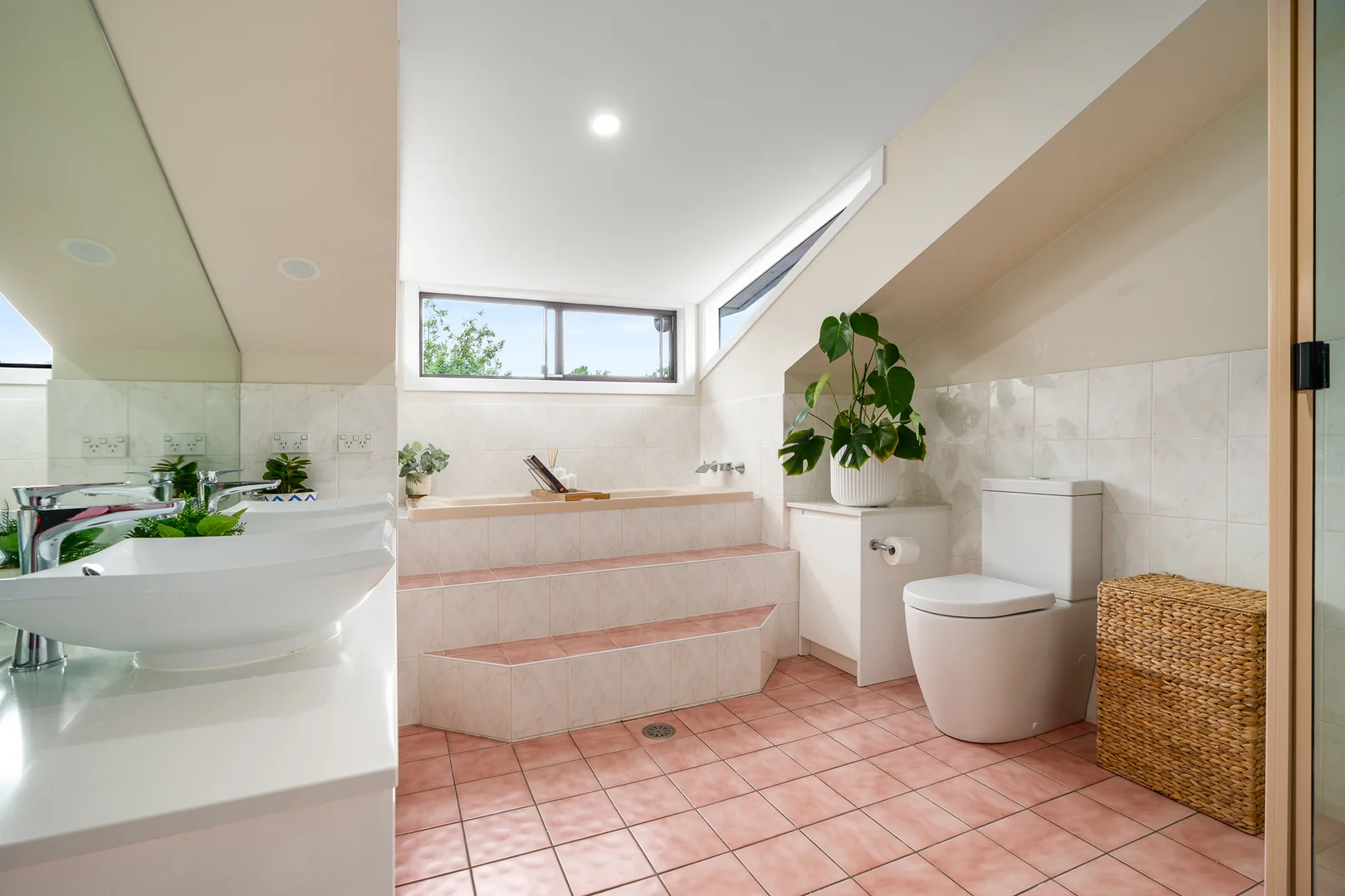 Additional image 14 of 7 Ina Drive, Cowra NSW 2794