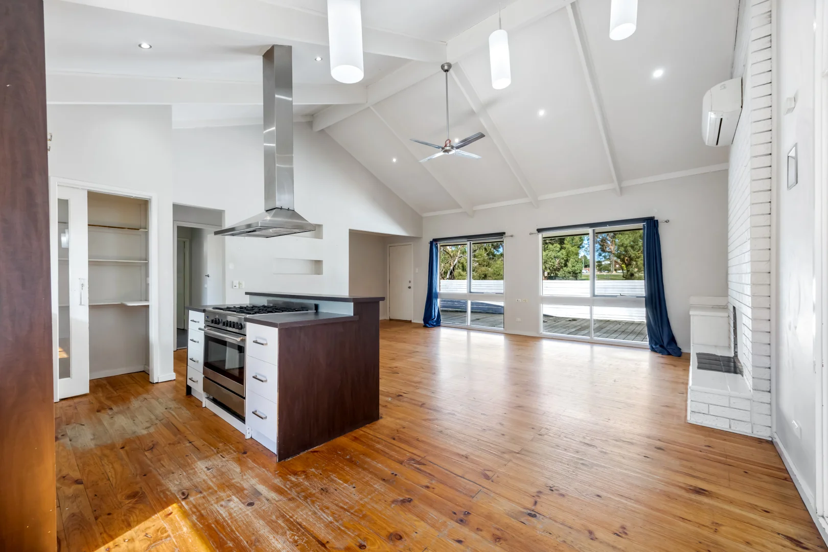 Additional image 3 of 813 Geelong Road, Canadian VIC 3350