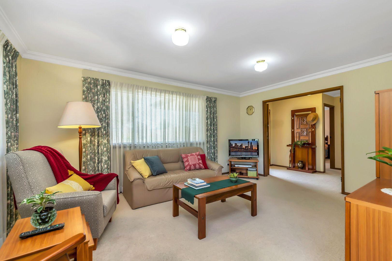 1 Hadow Place, Gilmore ACT 2905, Image 2