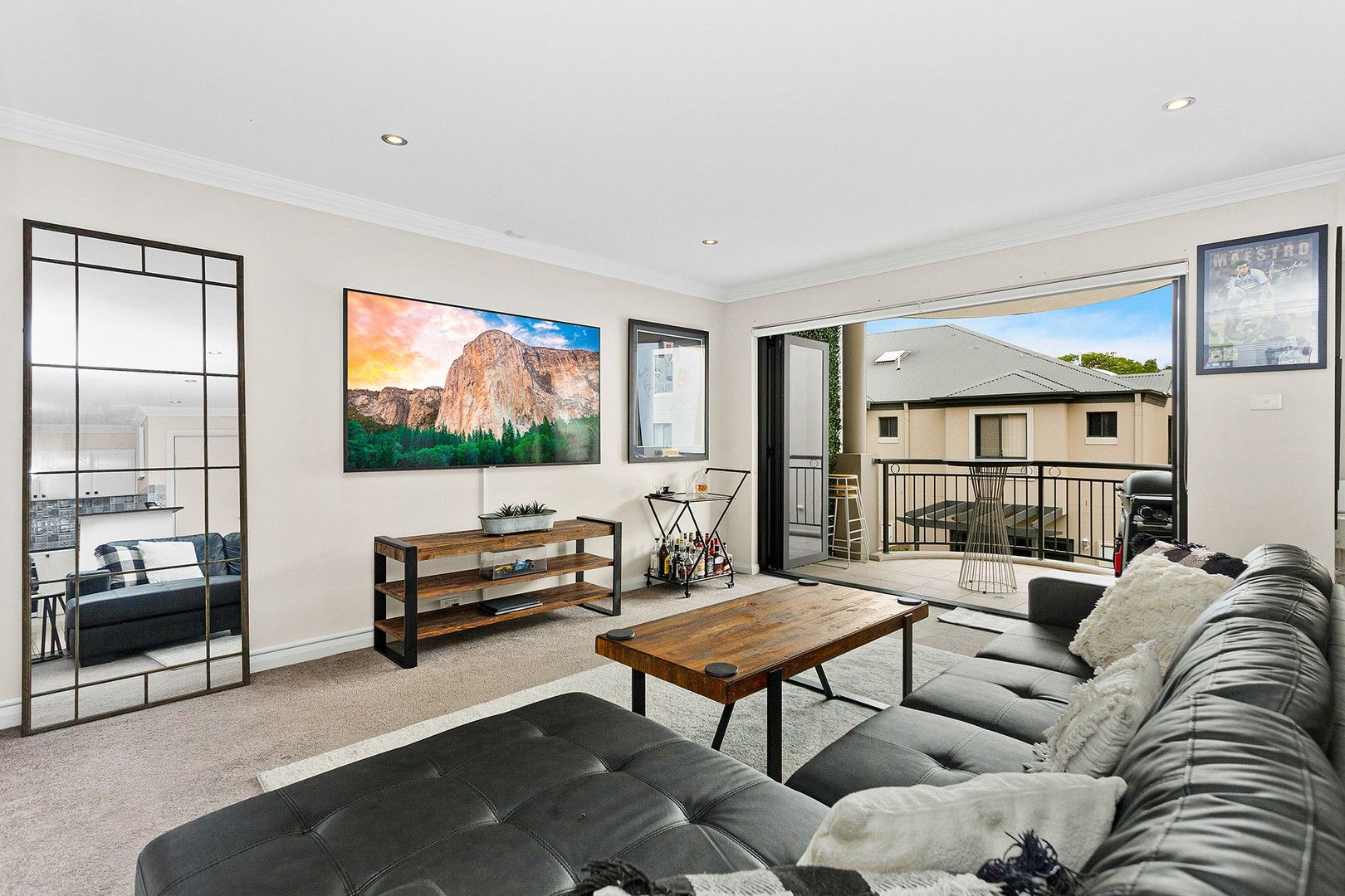 2 bedrooms Apartment / Unit / Flat in 45/71 Smith Street WOLLONGONG NSW, 2500