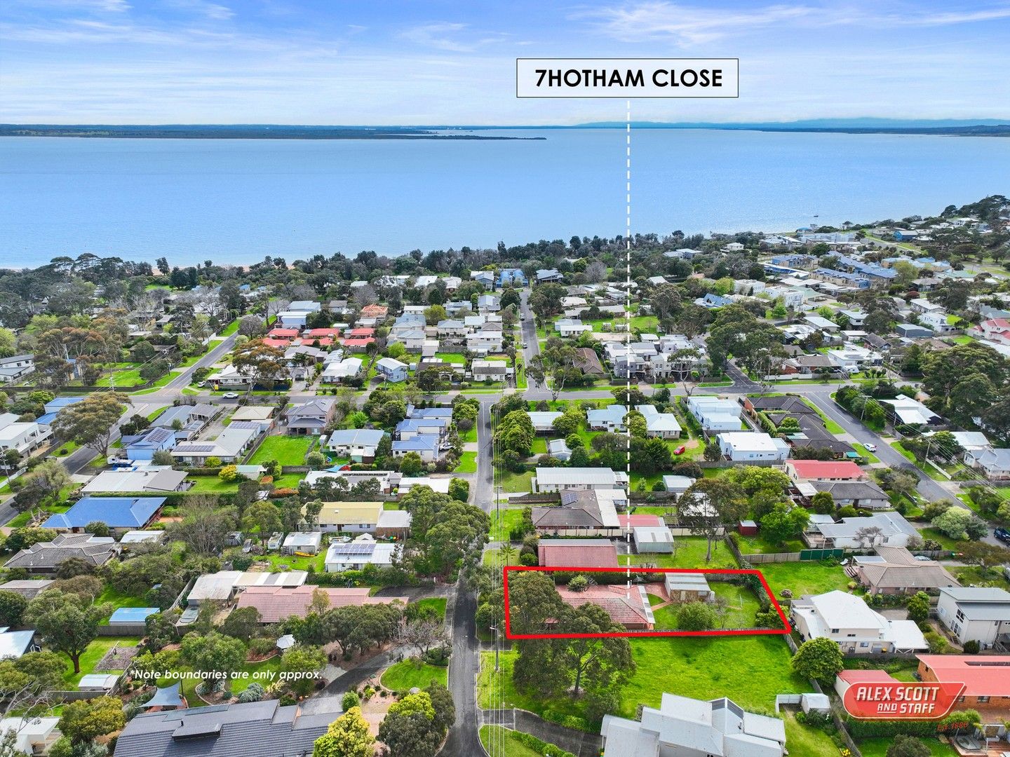 5 bedrooms House in 7 Hotham Close COWES VIC, 3922