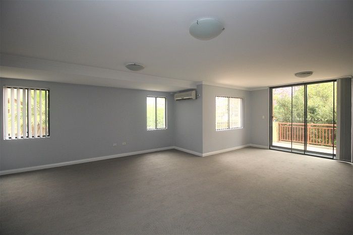 37/2 Conie Avenue, Baulkham Hills NSW 2153, Image 1