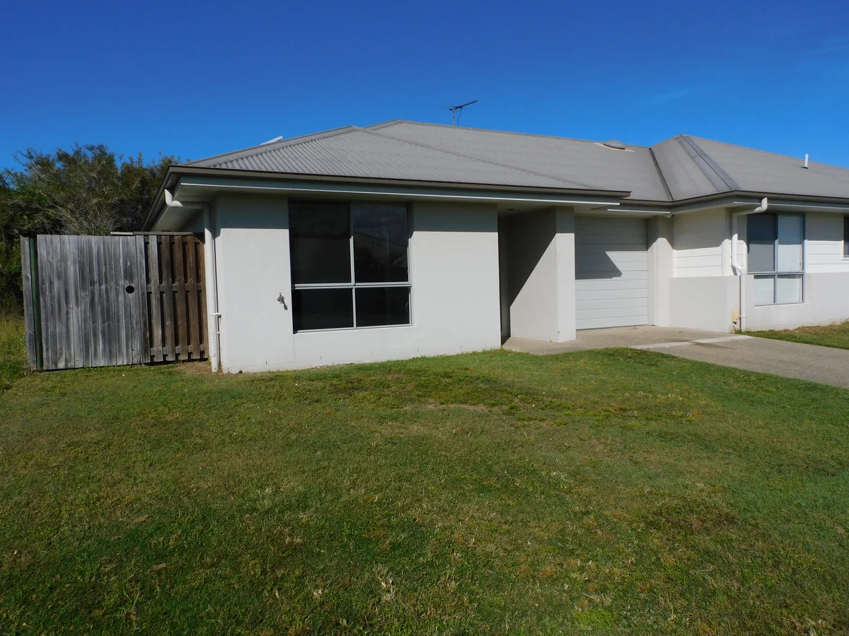 2/28 Esperance Av, Blacks Beach QLD 4740
