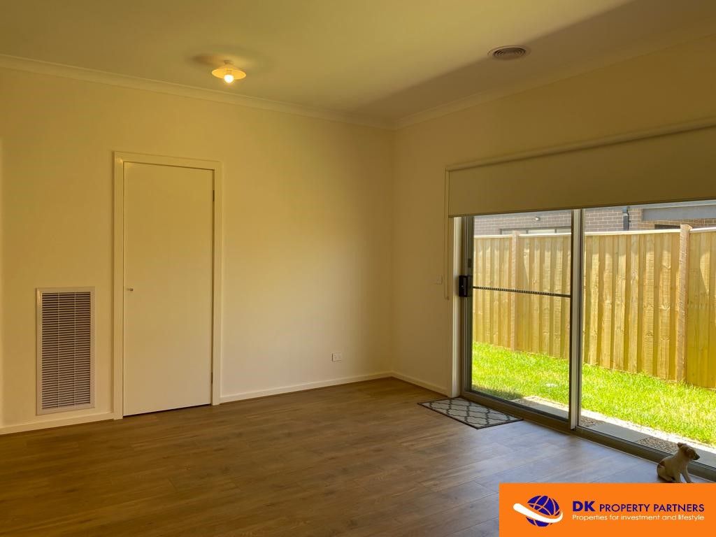 4 Bridgegate Road, Thornhill Park VIC 3335, Image 1