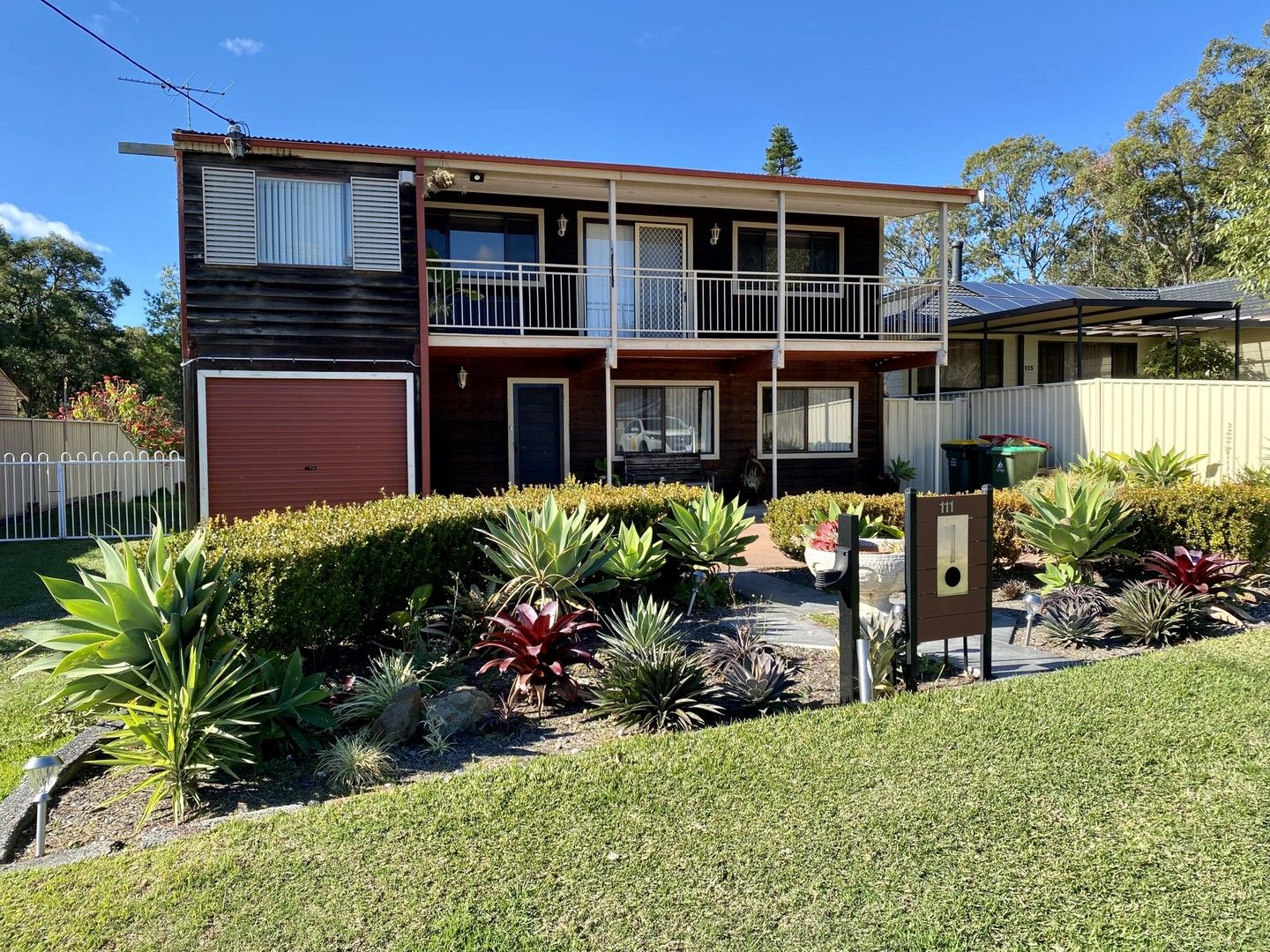4 bedrooms House in 111 Yarrawonga Park Road YARRAWONGA PARK NSW, 2264