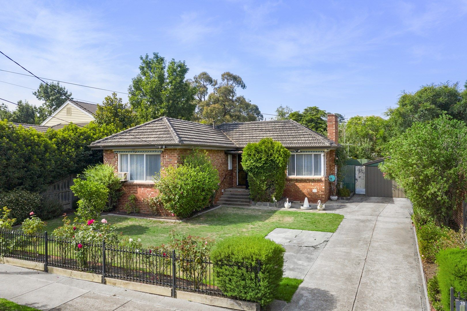 18 Closter Avenue, Nunawading VIC 3131, Image 0