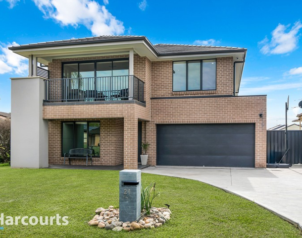 21 Benaud Court, St Clair NSW 2759