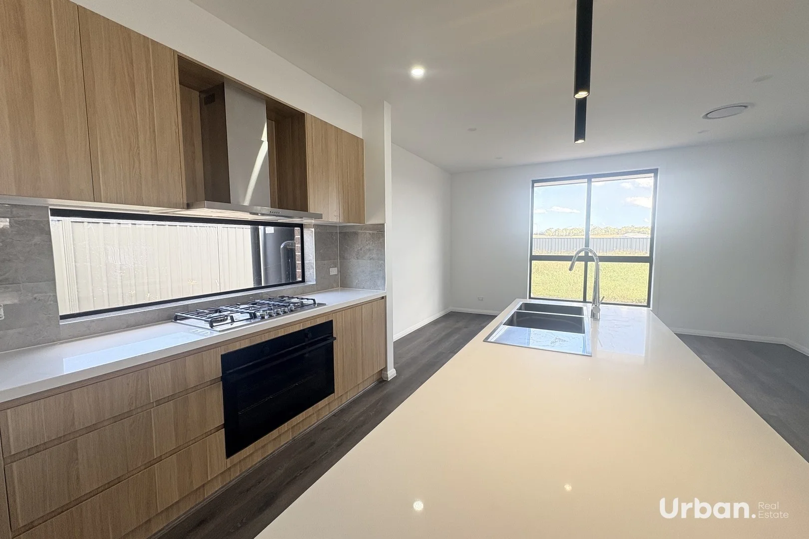 Primary image of 48 Caputar Way, Lochinvar NSW 2321