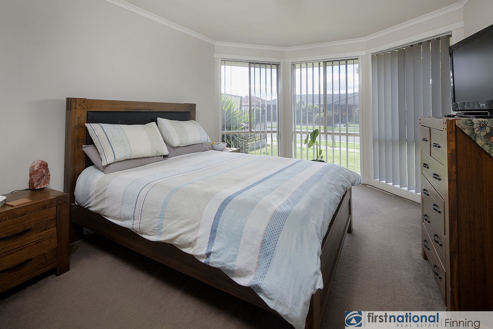 45 Trafalgar Way, Cranbourne East VIC 3977, Image 2