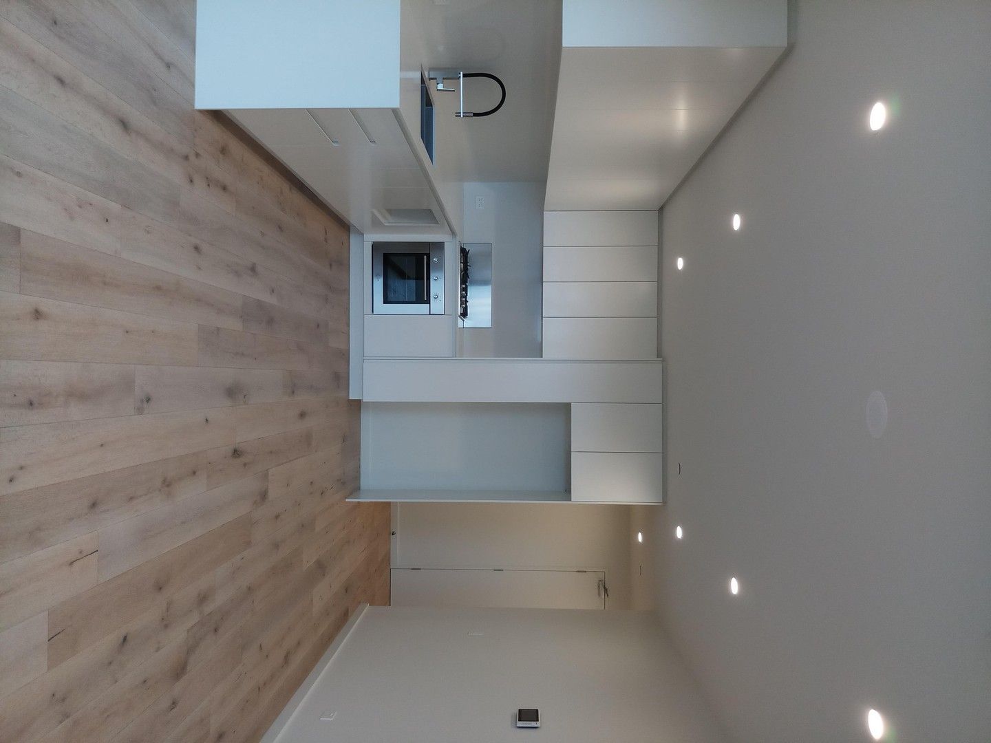 2 bedrooms Apartment / Unit / Flat in  MCKINNON VIC, 3204