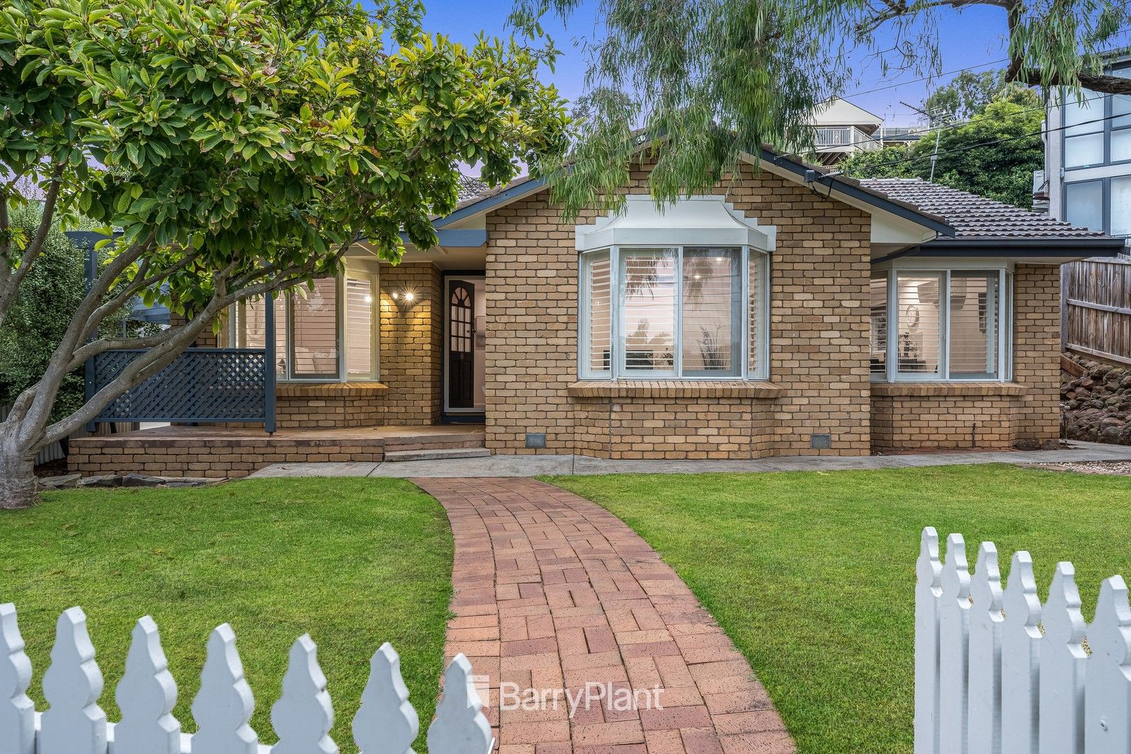 3 bedrooms House in 25 Albert Terrace BELMONT VIC, 3216