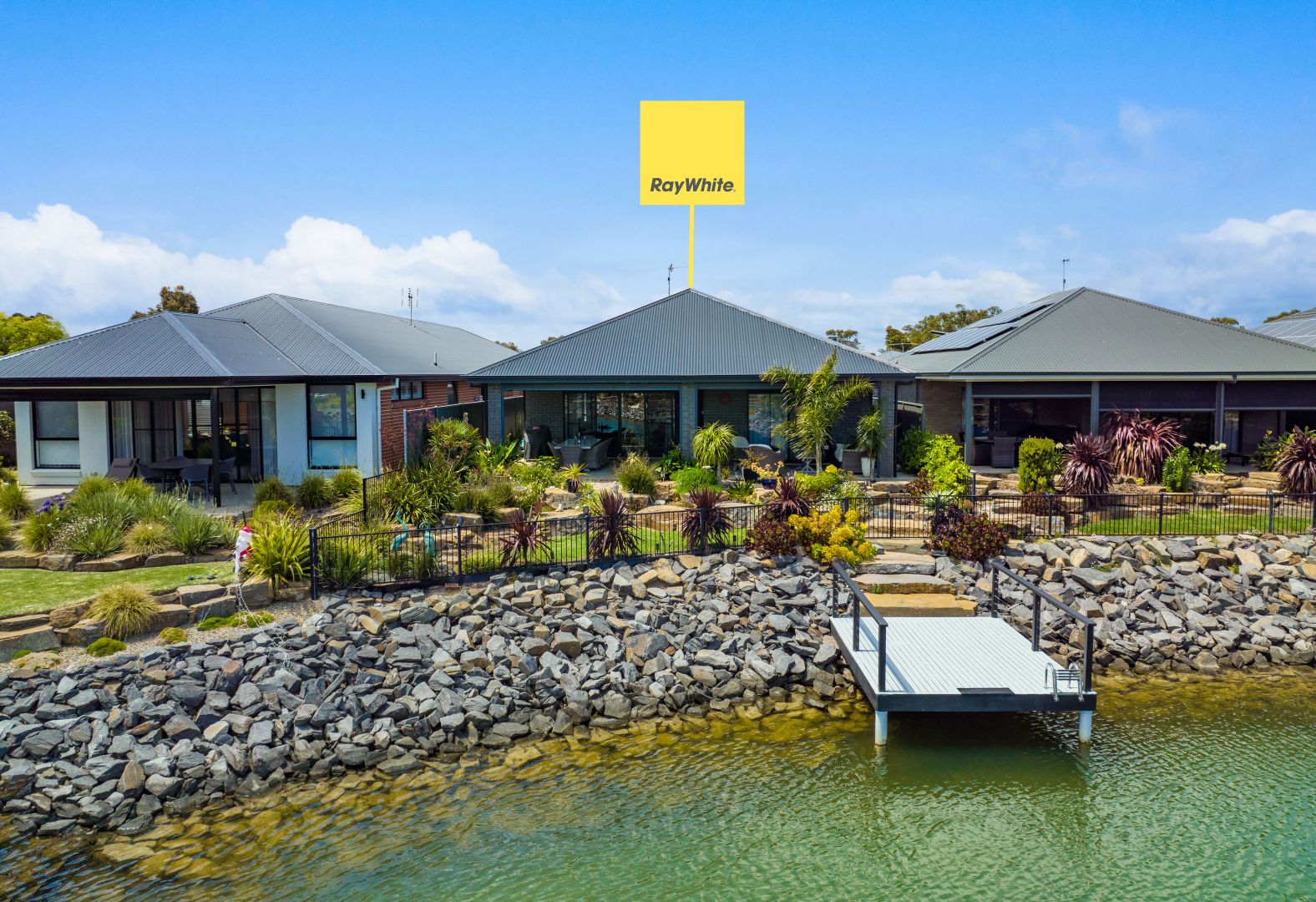 33 Central Drive, Victor Harbor SA 5211, Image 1