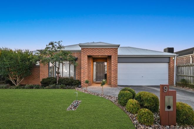 Picture of 9 Els Court, BERWICK VIC 3806