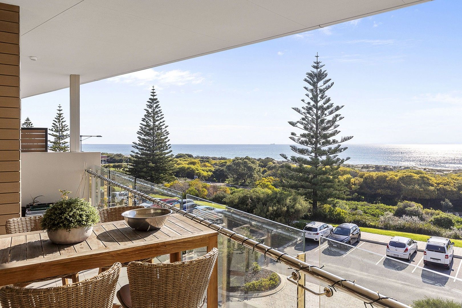 3 bedrooms Apartment / Unit / Flat in 24/11 Leighton Beach Boulevard NORTH FREMANTLE WA, 6159