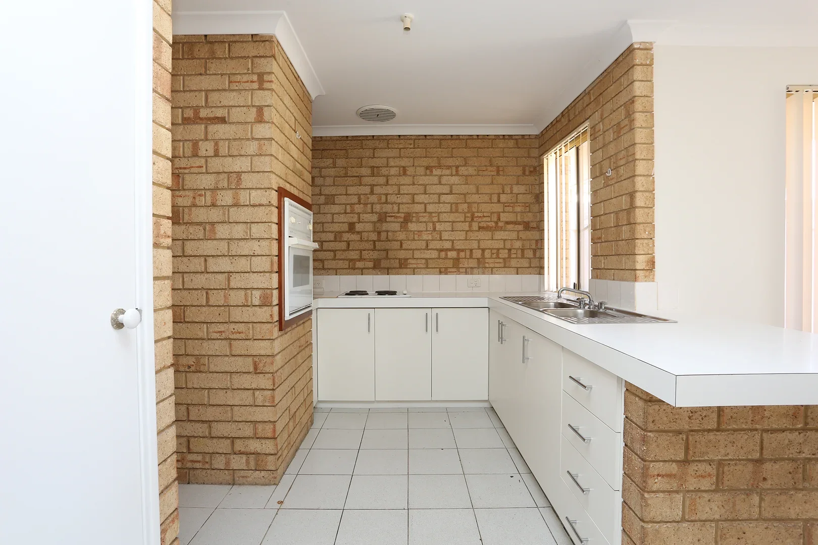 Additional image 10 of 103B Murdoch Drive, Greenfields WA 6210